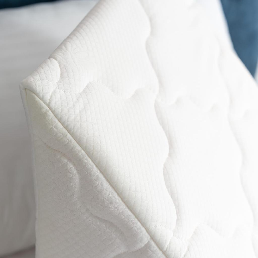 TRIANGULO GAMA ALTA JACQUARD_1